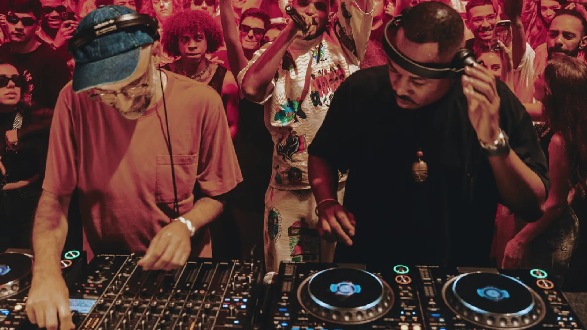 Is the B2B Format Replacing the Solo Set?
