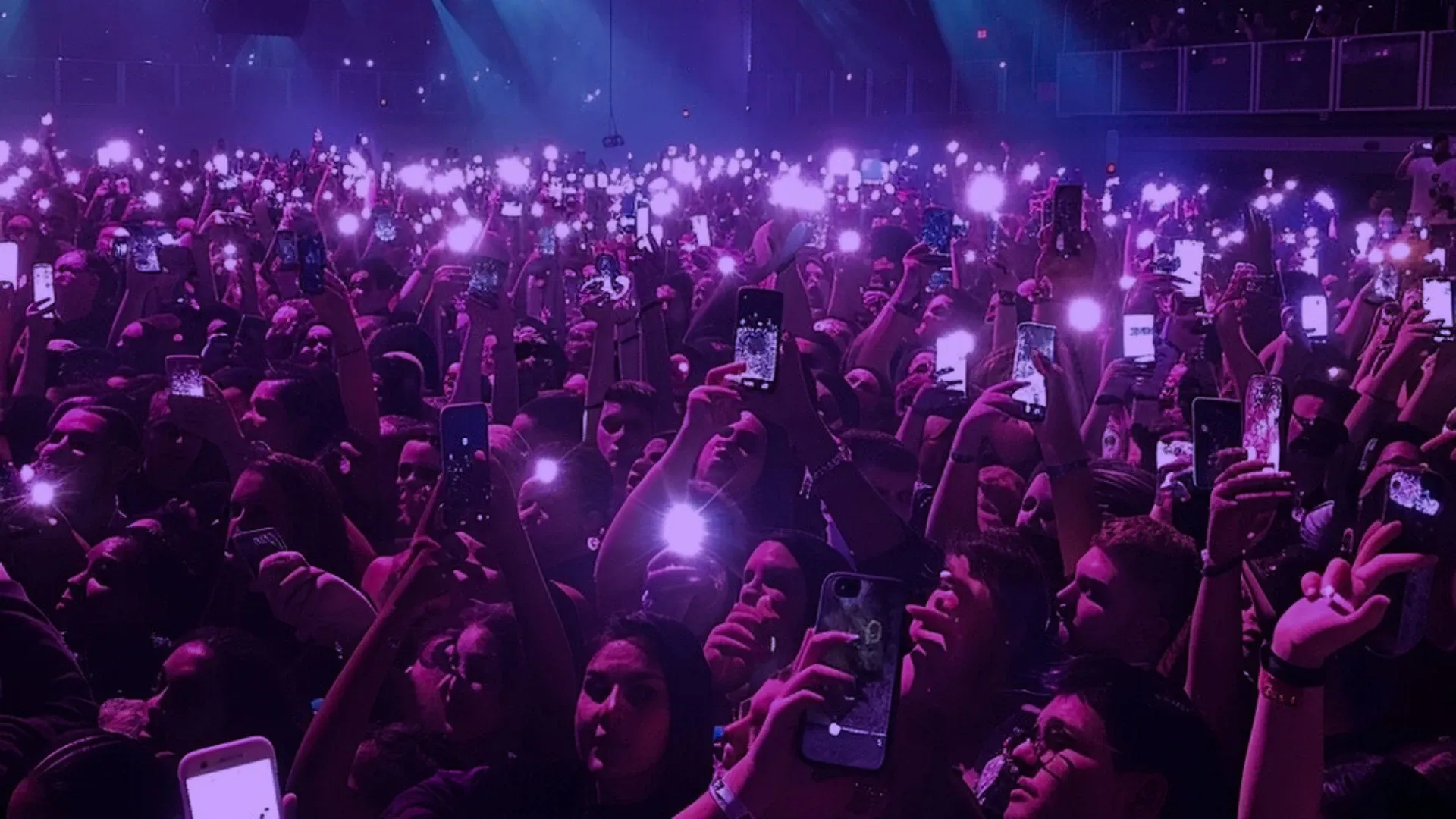 Ravers on Camera: How the Dancefloor has Become a Stage